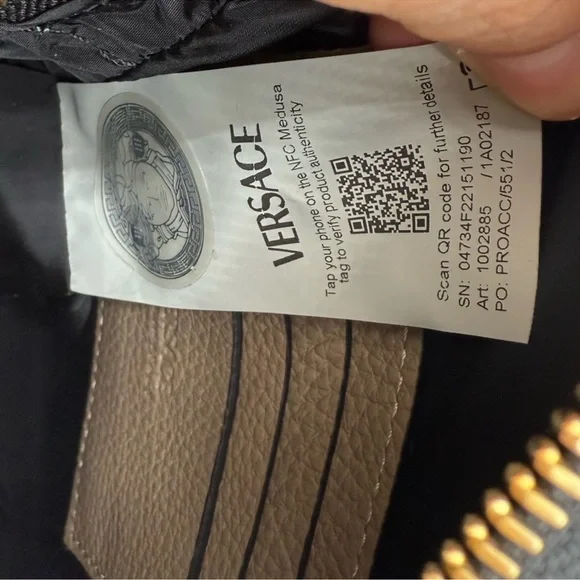 Versace Grained Calfskin Medusa Large Leather Tote w/Pouch Taupe & Black - Picture 9 of 9